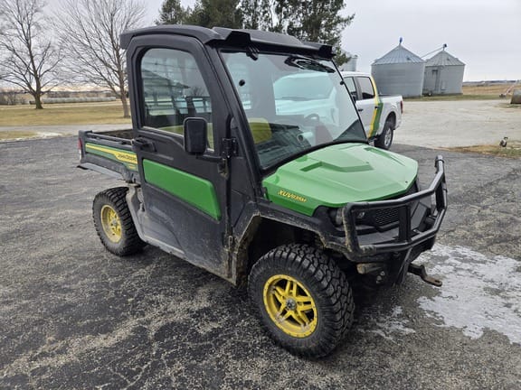2022 John Deere XUV 835M Equipment Image0