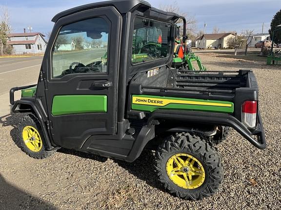 Image of John Deere XUV 835M equipment image 2