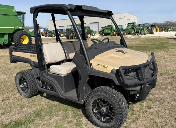 Image of John Deere XUV 835M equipment image 2