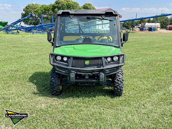 Image of John Deere XUV 835M equipment image 1