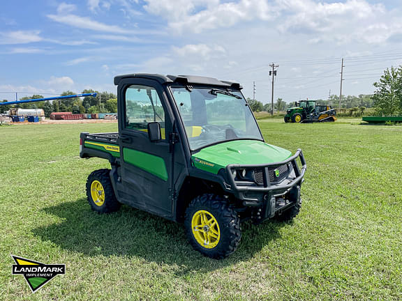 Image of John Deere XUV 835M equipment image 2