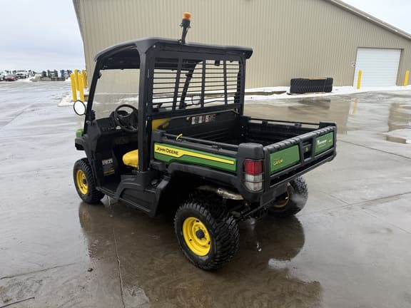 Image of John Deere XUV 835M equipment image 4