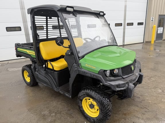 2022 John Deere XUV 835M Equipment Image0