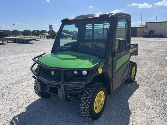Image of John Deere XUV 835M Primary image