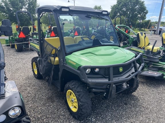 2022 John Deere XUV 835M Equipment Image0