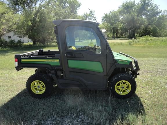 Image of John Deere XUV 835M equipment image 4