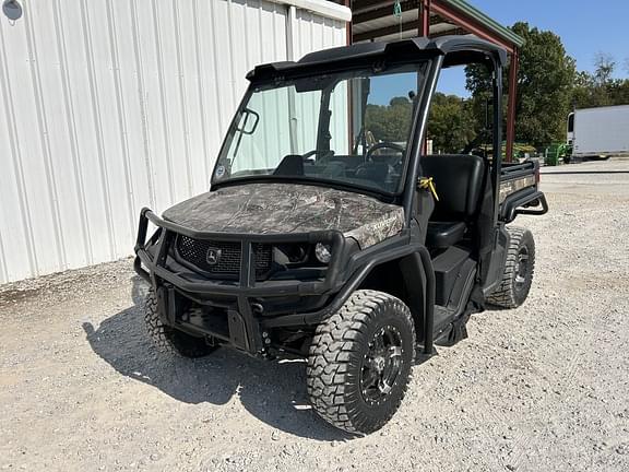 Image of John Deere XUV 835M equipment image 1