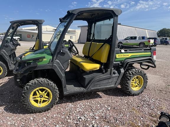 Image of John Deere XUV 835M Primary image