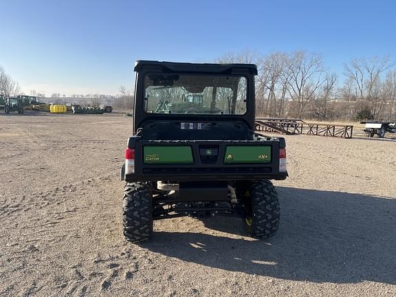 Image of John Deere XUV 835M equipment image 4