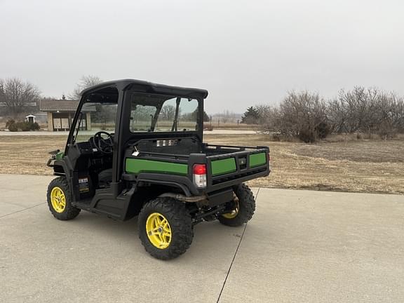 Image of John Deere XUV 835M equipment image 3