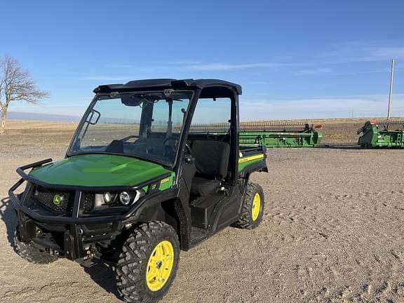 Image of John Deere XUV 835M equipment image 2