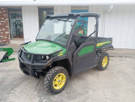2022 John Deere XUV 835M Equipment Image0
