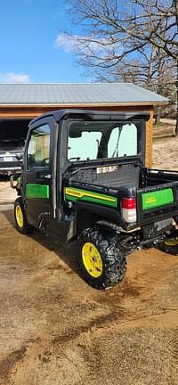 Image of John Deere XUV 835M equipment image 4