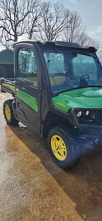 Image of John Deere XUV 835M equipment image 2