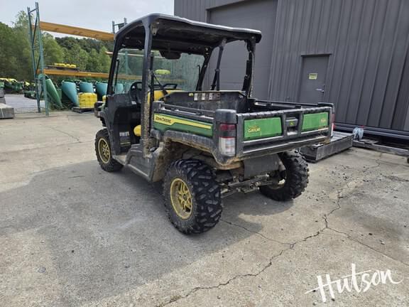 Image of John Deere XUV 835M equipment image 2