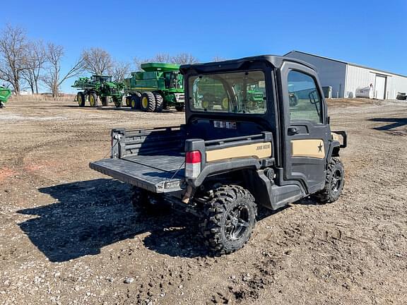 Image of John Deere XUV 835M equipment image 4