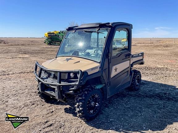 Image of John Deere XUV 835M Primary image