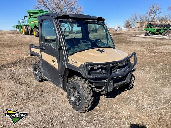 Image of John Deere XUV 835M equipment image 2