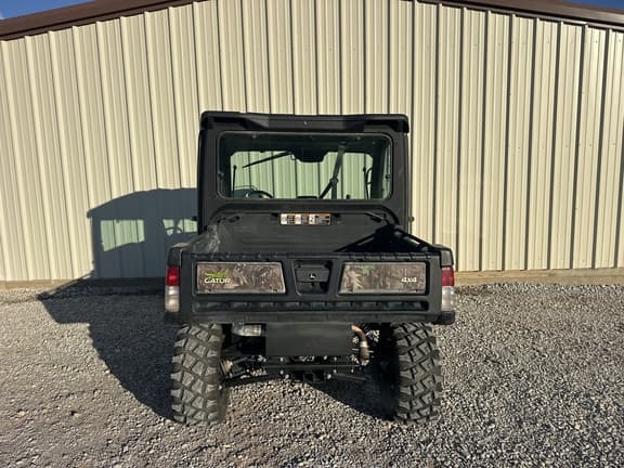 Image of John Deere XUV 835M equipment image 3