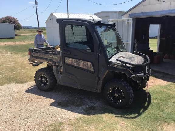 Image of John Deere XUV 835M equipment image 4
