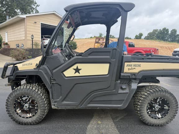 Image of John Deere XUV 835M equipment image 4