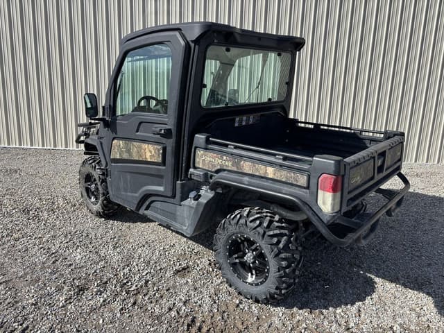 Image of John Deere XUV 835M equipment image 4