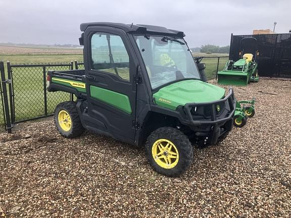 Image of John Deere XUV 835M Primary image