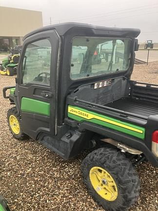 Image of John Deere XUV 835M equipment image 2