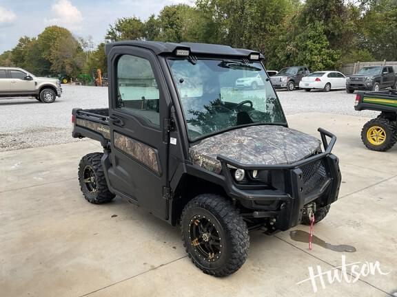 Image of John Deere XUV 835M Primary image