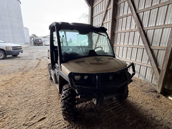 Image of John Deere XUV 835M equipment image 4
