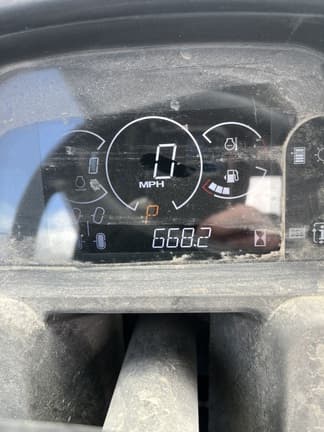 Image of John Deere XUV 835M equipment image 4