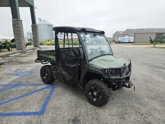 Image of John Deere XUV 835M Image 1