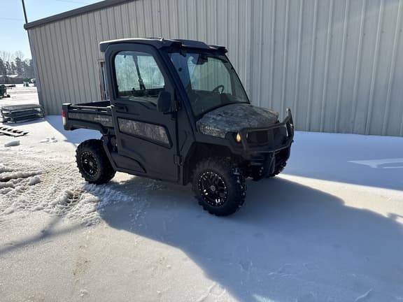 Image of John Deere XUV 835M equipment image 4