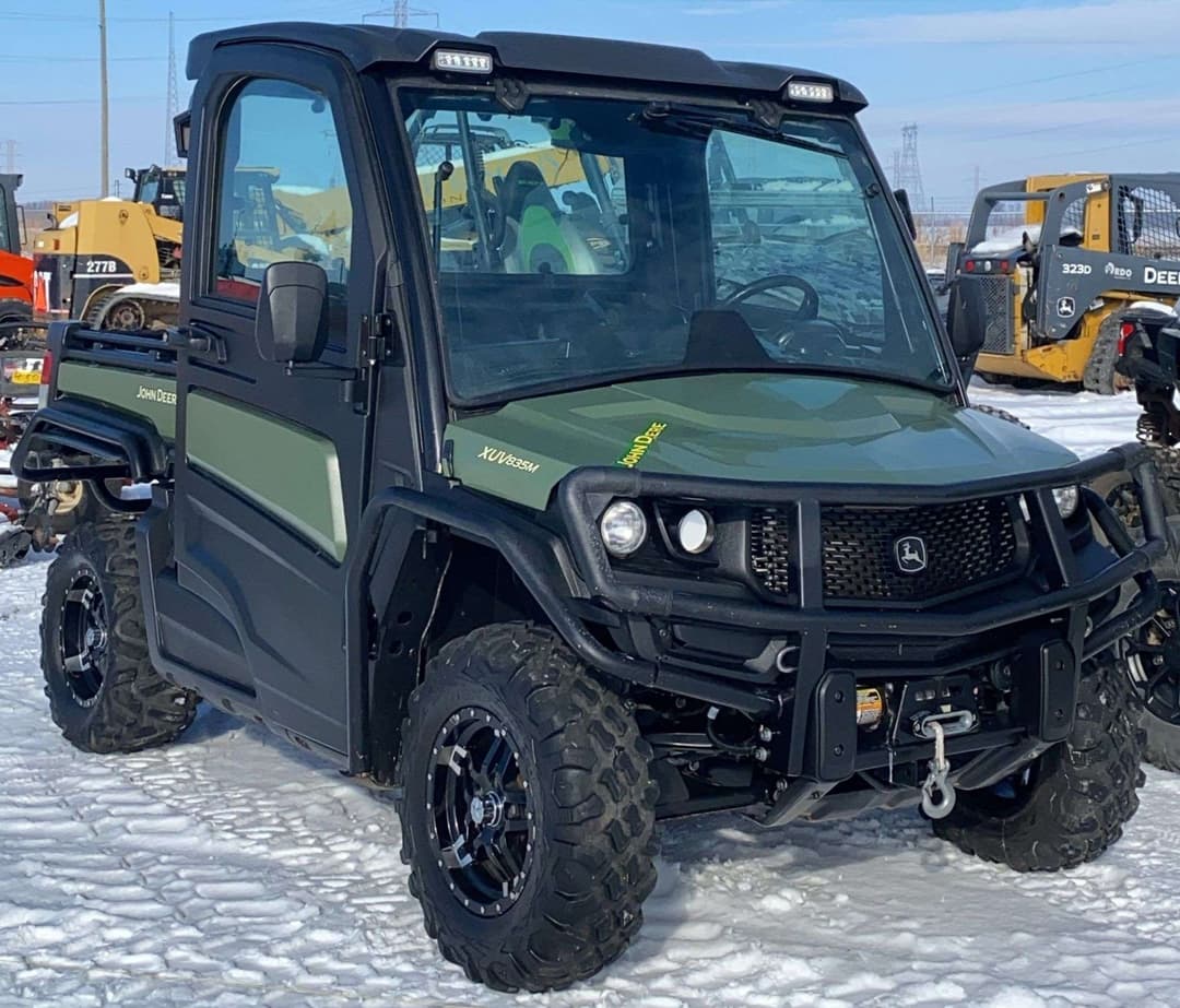 Image of John Deere XUV 835M Primary image