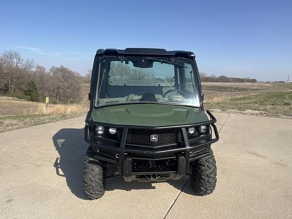 Image of John Deere XUV 835R equipment image 1