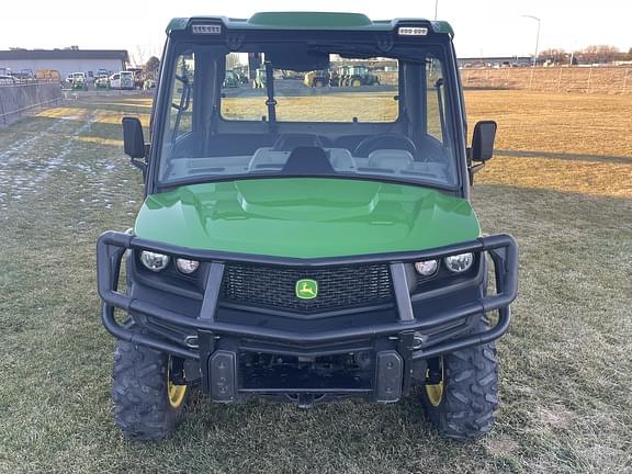 Image of John Deere XUV 835R equipment image 4