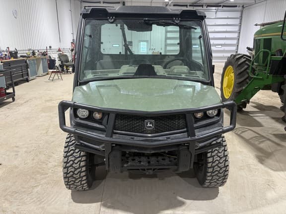 Image of John Deere XUV 835R equipment image 4