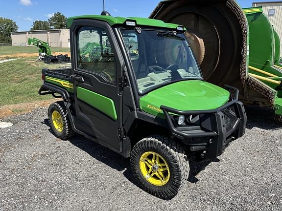 Image of John Deere XUV 835R Primary image