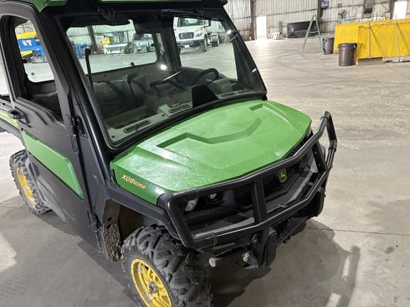 Image of John Deere XUV 835R equipment image 2