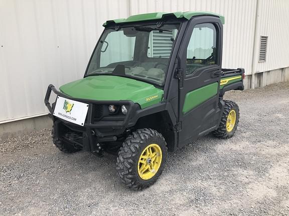 Image of John Deere XUV 835R Primary image