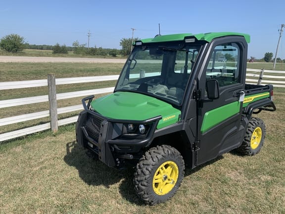 Main image John Deere XUV 835R