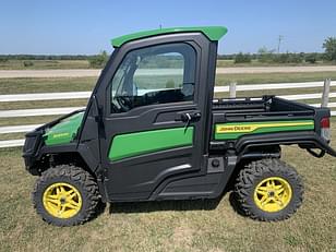 Main image John Deere XUV 835R 1