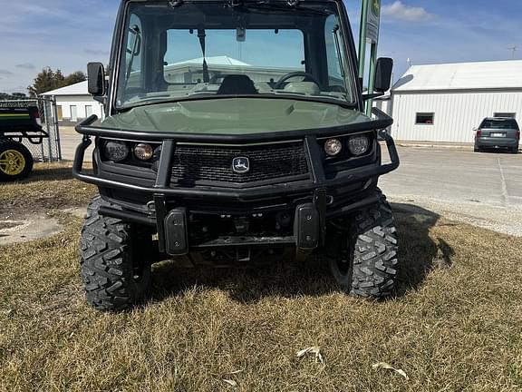 Image of John Deere XUV 835R equipment image 2