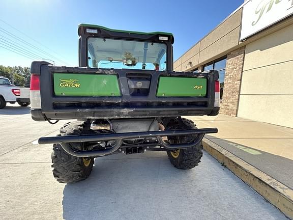 Image of John Deere XUV 835R equipment image 4