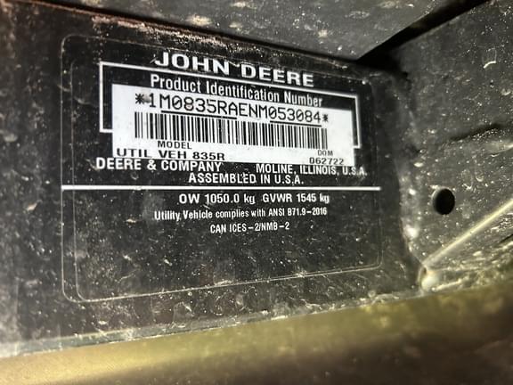 Image of John Deere XUV 835R equipment image 1
