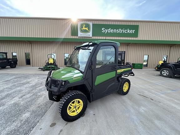 Image of John Deere XUV 835R Primary image