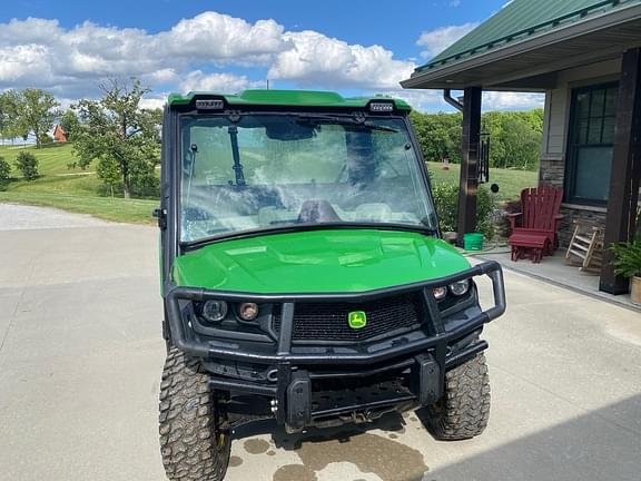 Image of John Deere XUV 835R equipment image 2