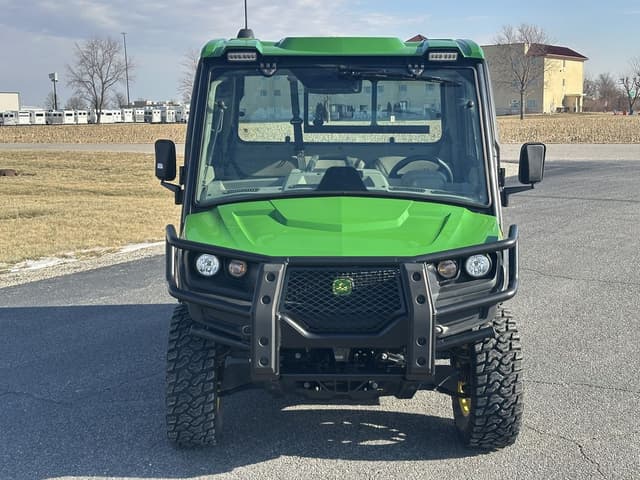 Image of John Deere XUV 835R equipment image 4