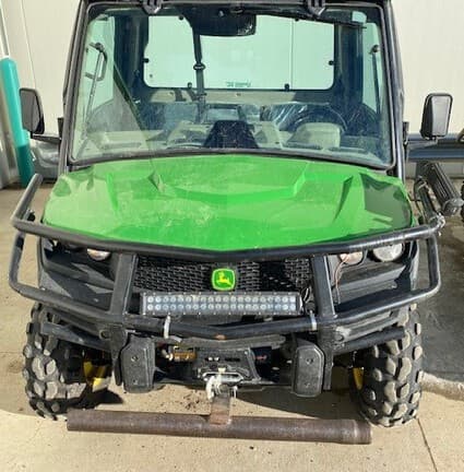 Image of John Deere XUV 835R equipment image 1