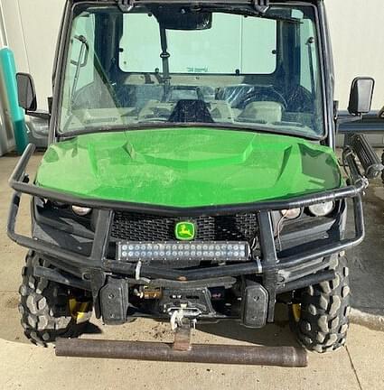 Image of John Deere XUV 835R equipment image 1